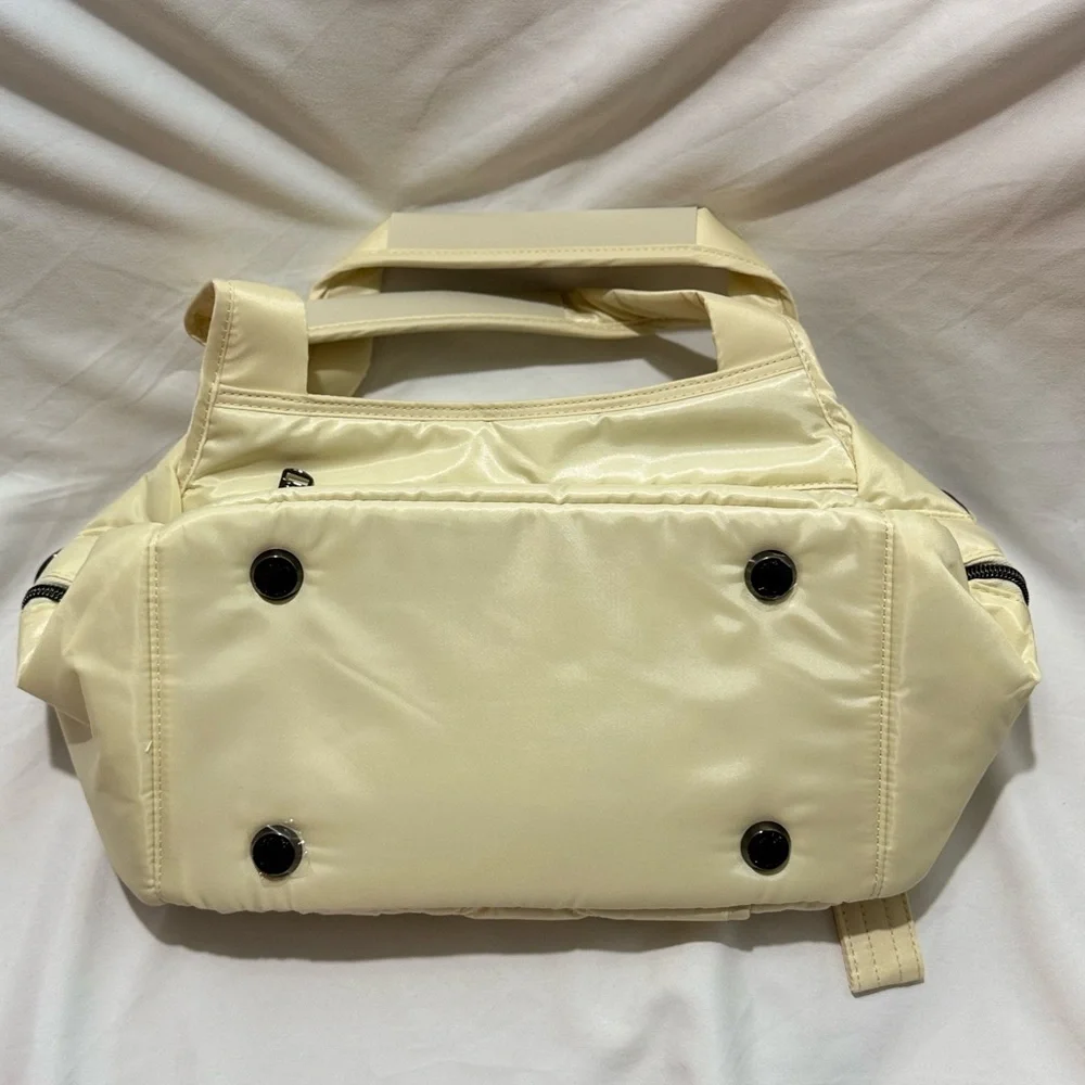 Lug Rumble Tote Bag - Cream ๐ฆ - Picture 3 of 3